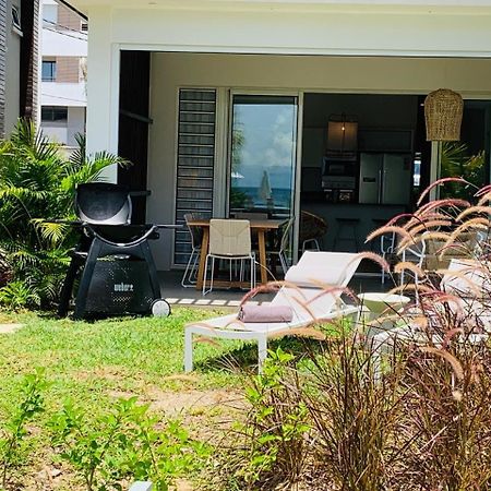 Obiches Luxury Beachfront Apartment Trou-Aux-Biches Esterno foto